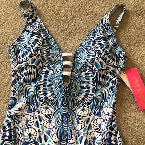 Lilly Pulitzer size 6 one pice NTW